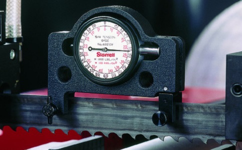 白城锯切钛合金用双金属带锯条还是硬质合金带锯条？